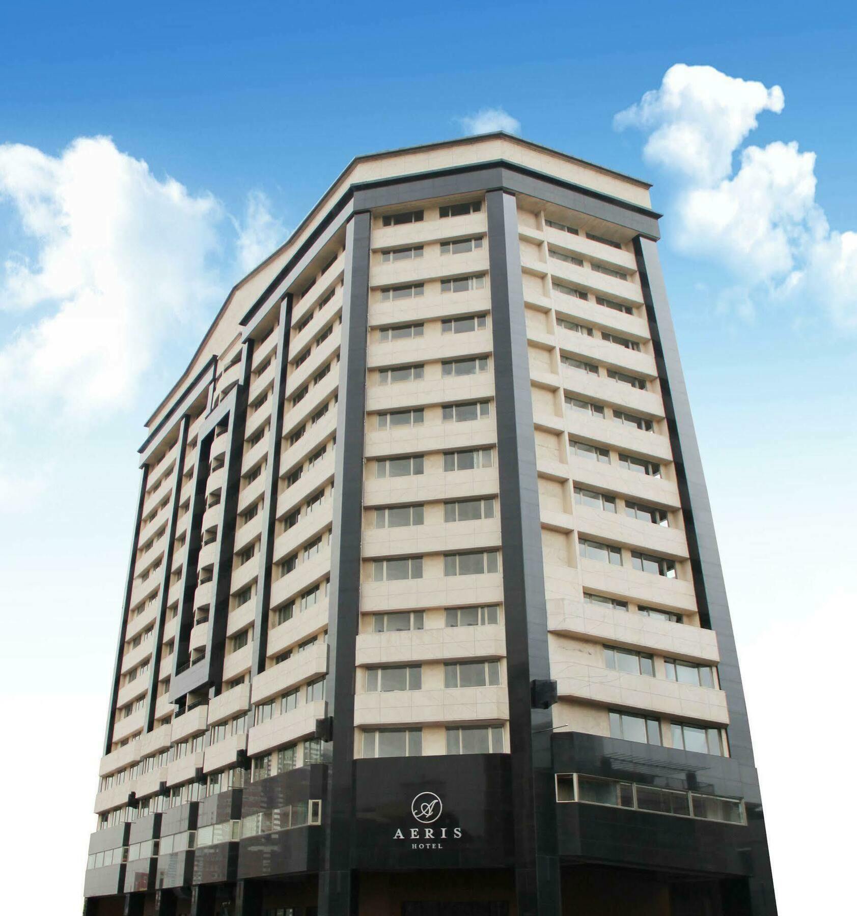 Aeris International Hotel Taichung Extérieur photo
